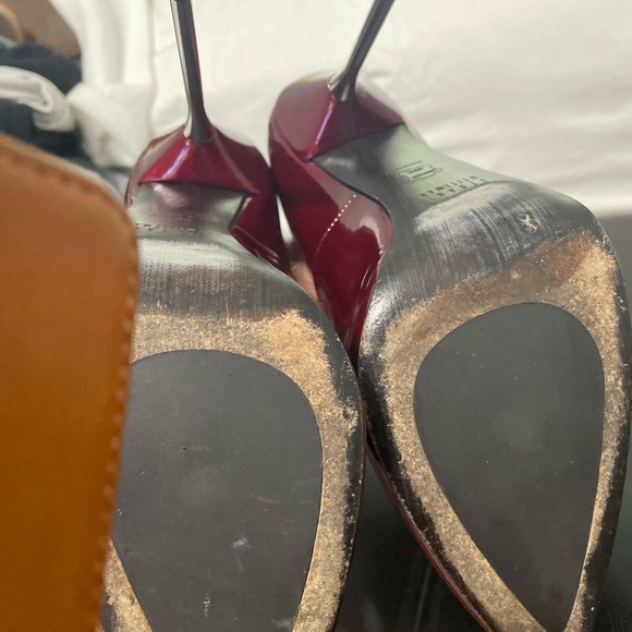 This are a beautiful heals used but in a good condition . - Picture 3 of 5